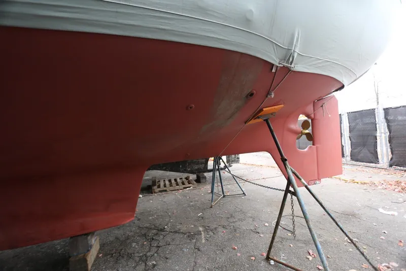 Slide: The Image of Bottom view of a 2004 Pacific Seacraft 40 sailboat on stands. - 91