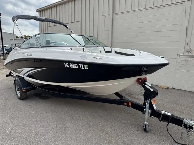 Slide: The Image of Yamaha SX190 2016 - 3