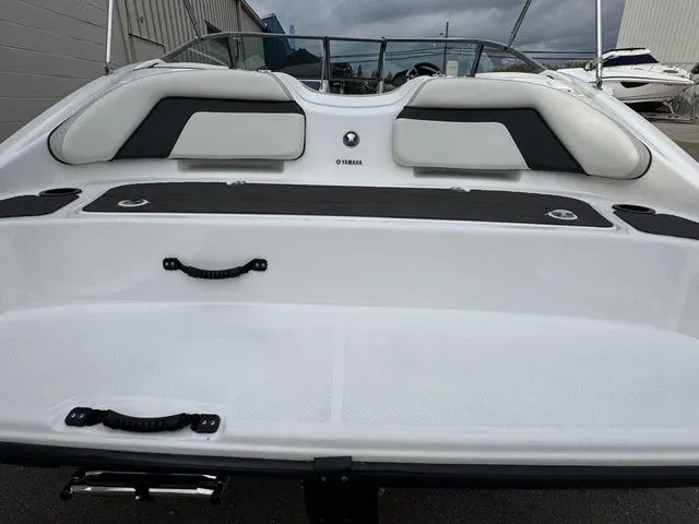 Slide: The Image of Yamaha SX190 2016 - 5