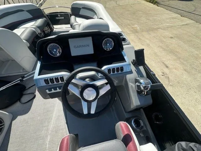 Slide: The Image of Godfrey AP 250 Express 2023 - 12