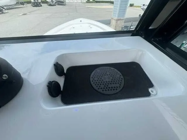 Slide: The Image of Sportsman Masters 227 Bay Boat 2026 - 16