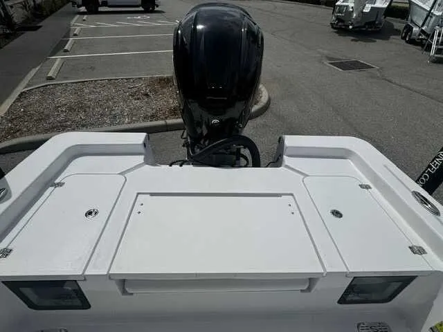 Slide: The Image of Sportsman Masters 227 Bay Boat 2026 - 4