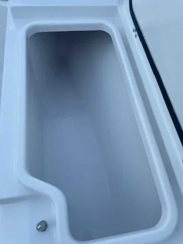 Slide: The Image of Sportsman Heritage 231 Center Console 2026 - 29