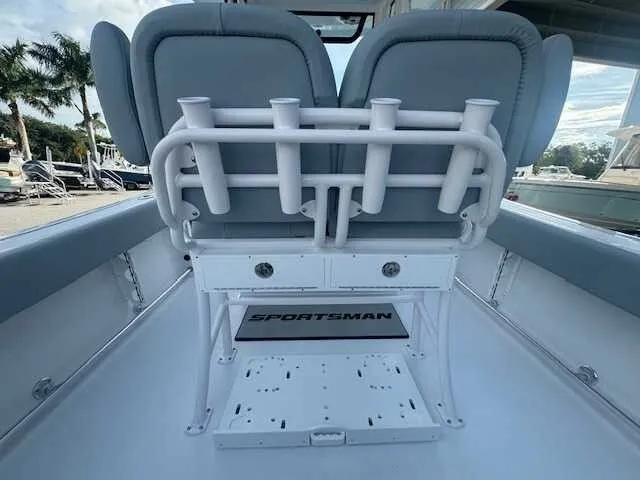 Slide: The Image of Sportsman Heritage 231 Center Console 2026 - 52