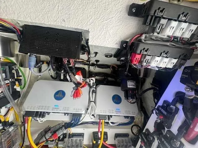 Slide: The Image of Sportsman Masters 247 Bay Boat 2026 - 28