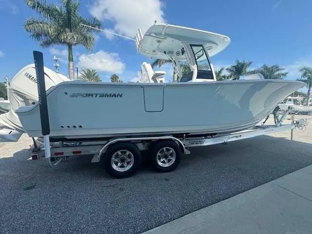 Slide: The Image of Sportsman Heritage 261 Center Console 2026 - 38