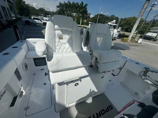 Slide: The Image of Sportsman Heritage 261 Center Console 2026 - 49