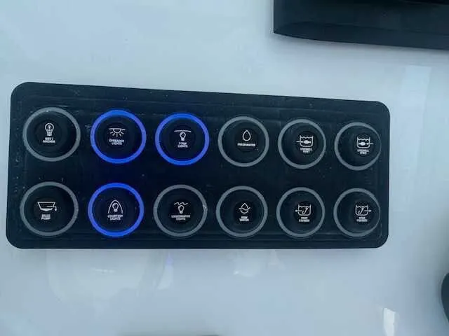 Slide: The Image of Sportsman Heritage 261 Center Console 2026 - 53