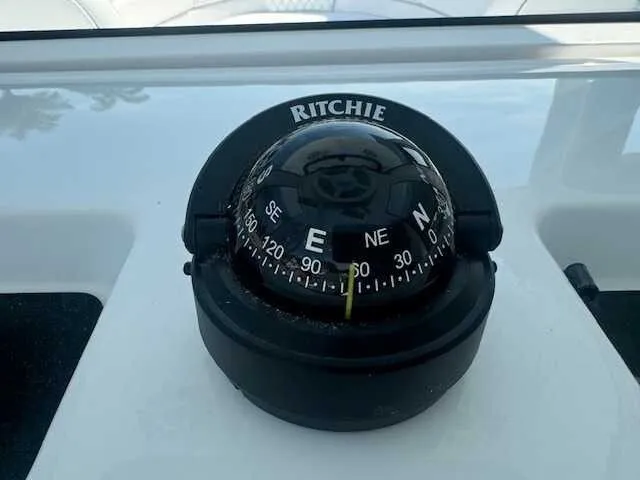 Slide: The Image of Sportsman Heritage 261 Center Console 2026 - 60