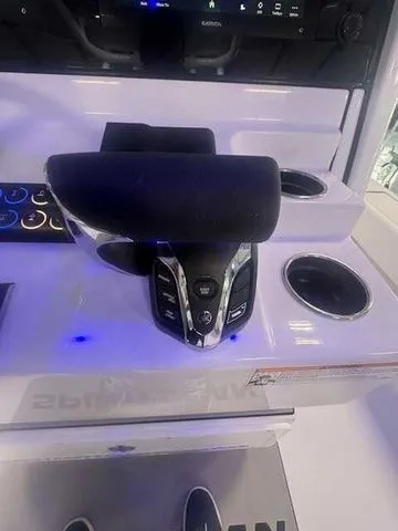 Slide: The Image of Sportsman Masters 247OE Bay Boat 2026 - 17