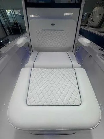 Slide: The Image of Sportsman Masters 247OE Bay Boat 2026 - 23