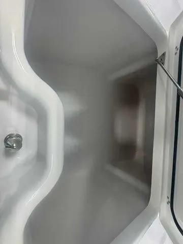 Slide: The Image of Sportsman Masters 247OE Bay Boat 2026 - 51