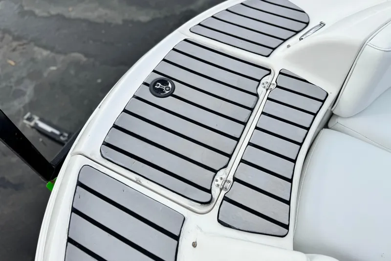 Slide: The Image of 2005 MB 240 V Sportdeck boat deck with gray non-slip surface. - 12