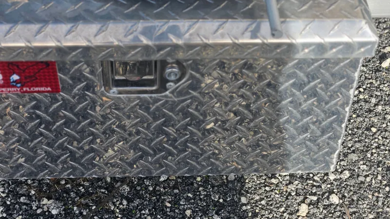 Slide: The Image of Everglades 230 Center Console 2014 - 37