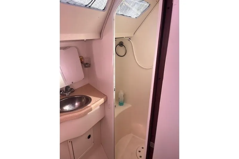 Slide: The Image of Catalina 400 MkII 2001 - 21