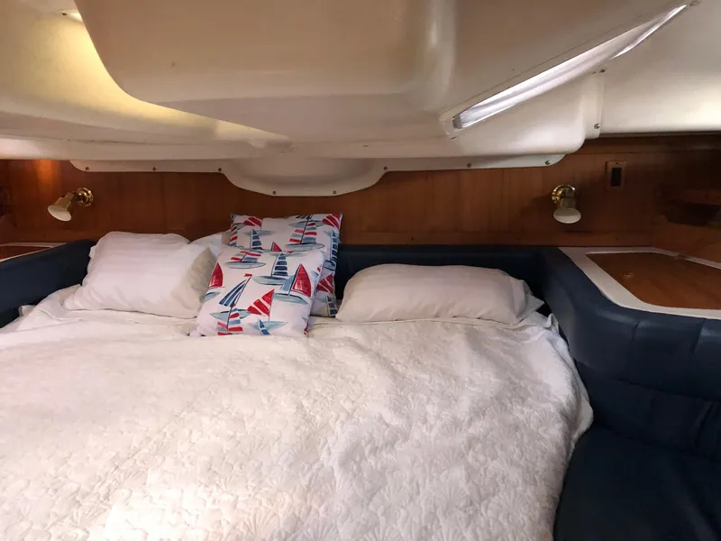 Slide: The Image of Master Stateroom (aft) - 9