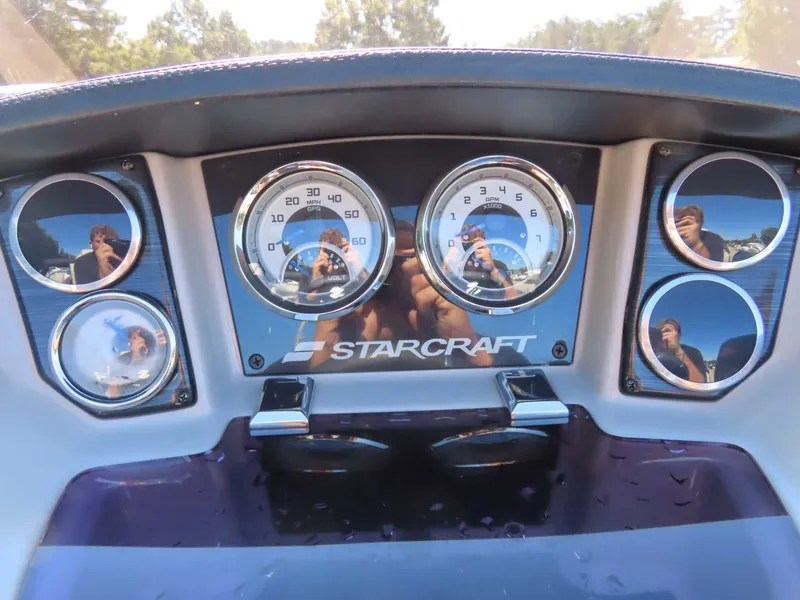 Slide: The Image of Starcraft Tritoon 2022 - 17