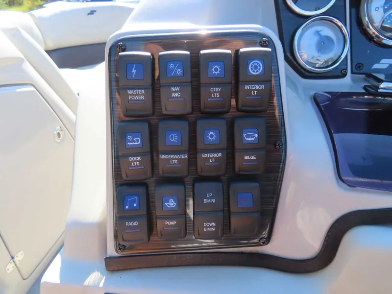 Slide: The Image of Starcraft Tritoon 2022 - 18