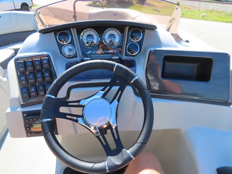 Slide: The Image of Starcraft Tritoon 2022 - 21