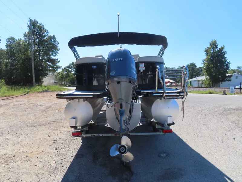 Slide: The Image of Starcraft Tritoon 2022 - 4