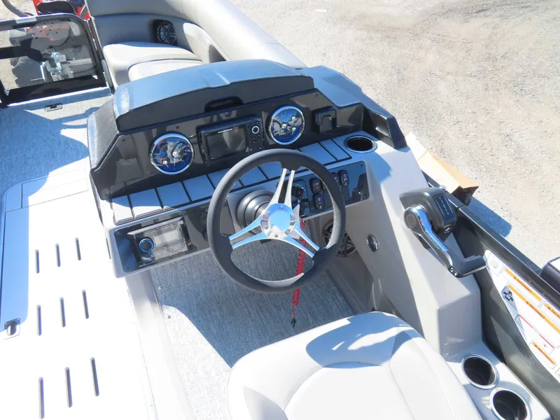 Slide: The Image of Premier 230 SunSation Angler 2026 - 11