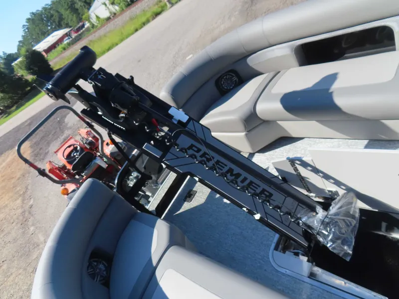 Slide: The Image of Premier 230 SunSation Angler 2026 - 25