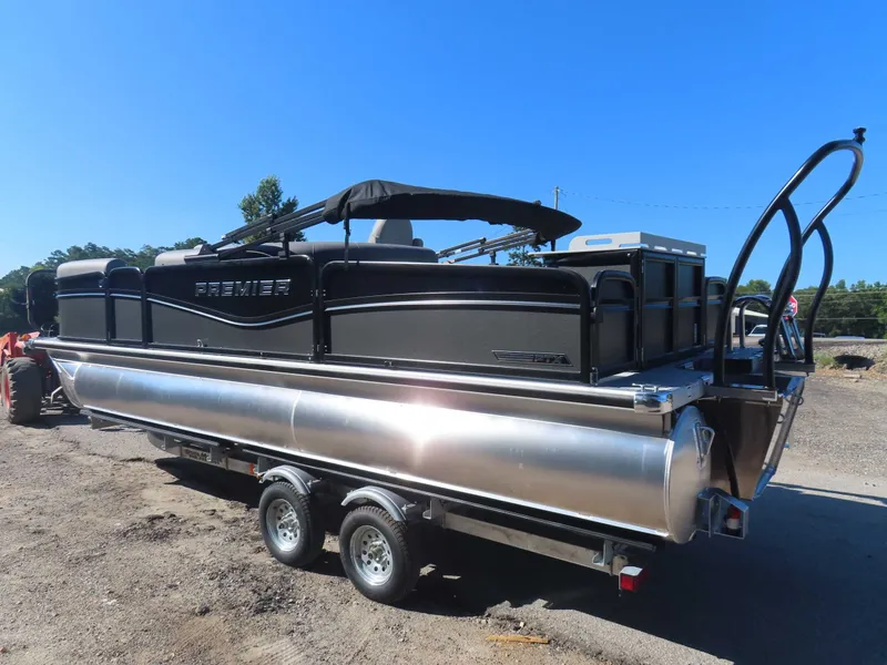 Slide: The Image of Premier 230 SunSation Angler 2026 - 3