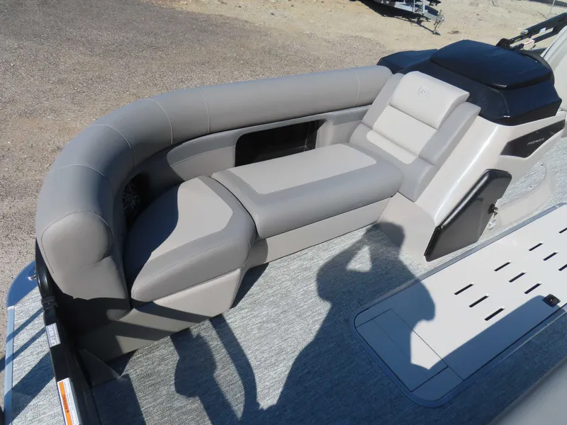 Slide: The Image of Premier 230 SunSation Angler 2026 - 6