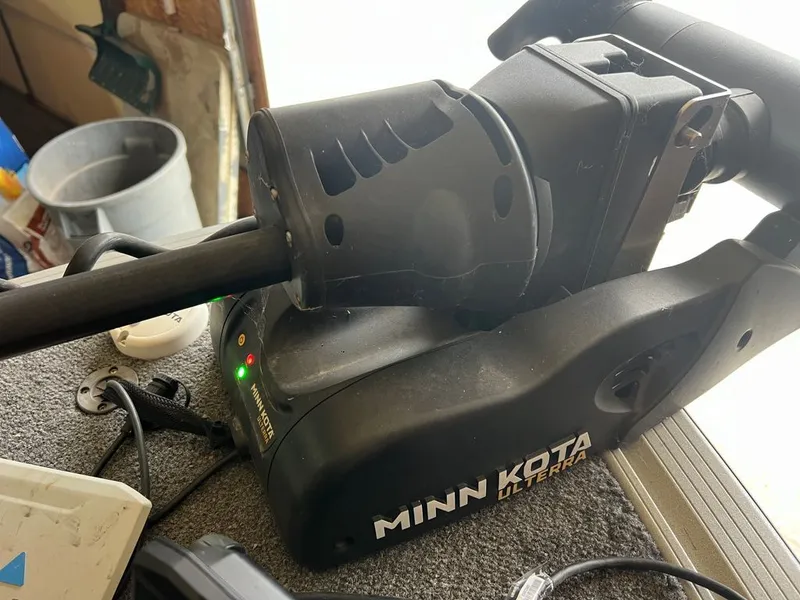 Slide: The Image of Alumacraft Competitor 175 Tiller 2021 - 11