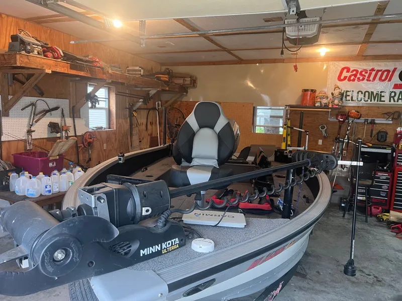 Slide: The Image of Alumacraft Competitor 175 Tiller 2021 - 2