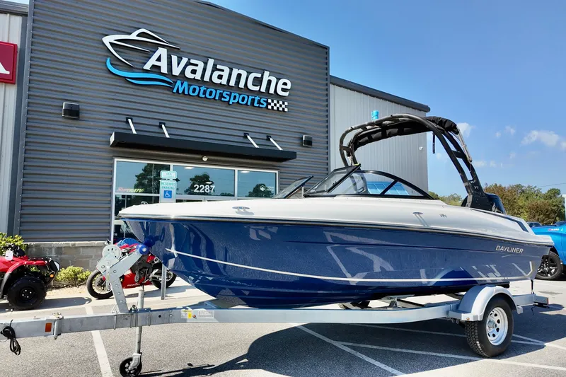 Slide: The Image of 2025 Bayliner VR4 Bowrider OB displayed at Avalanche Motorsports dealership. - 4