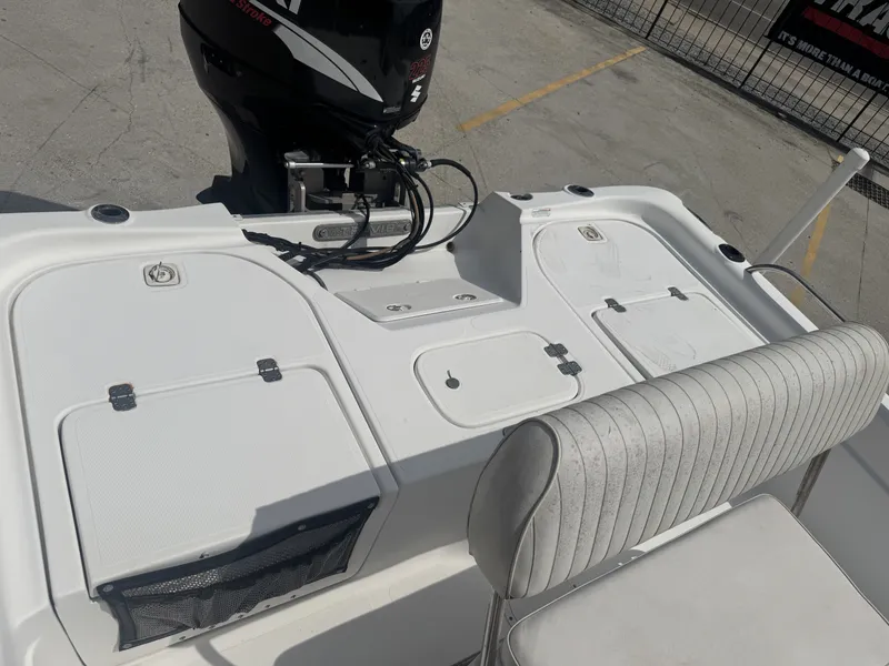 Slide: The Image of Fishmaster 22 CC 2005 - 12