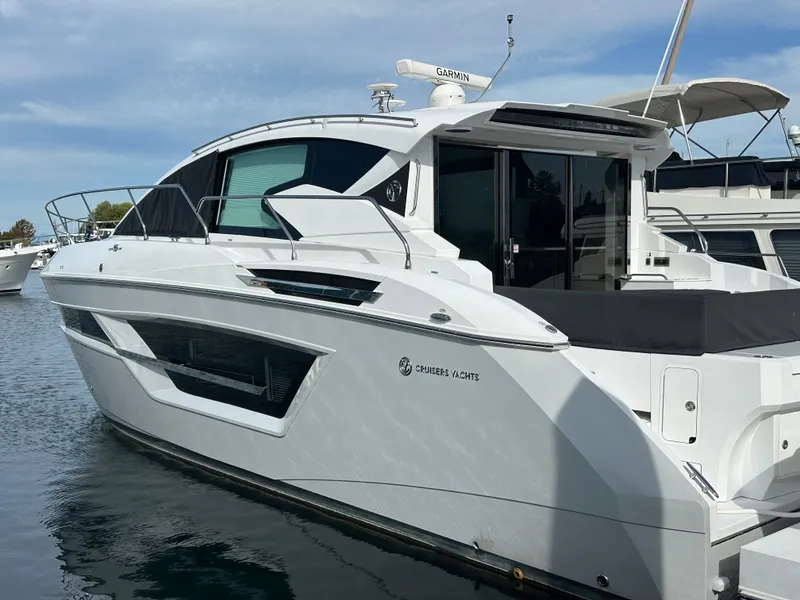 Slide: The Image of Cruisers 46 Cantius 2022 - 36
