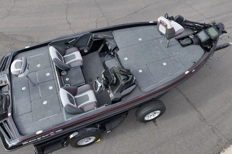Slide: The Image of 2024 Ranger Z518 boat with spacious deck and seating, ideal for fishing and recreation. - 24