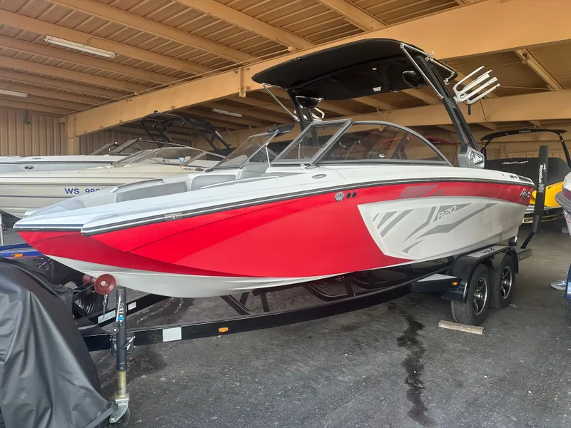 Slide: The Image of Tigé R20 2019 - 11