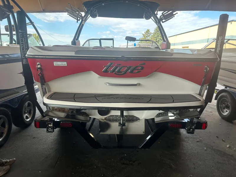 Slide: The Image of Tigé R20 2019 - 5