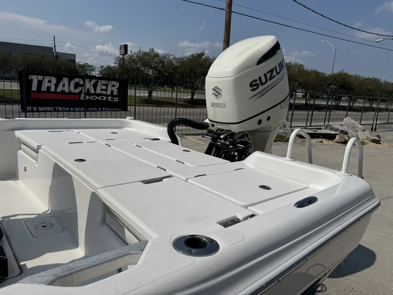 Slide: The Image of Blue Wave 2300 PureBay 2018 - 16