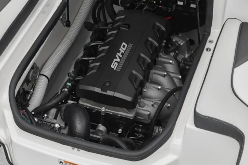 Slide: The Image of 2025 Yamaha Boats AR195 engine compartment with SVHO engine detail. - 5