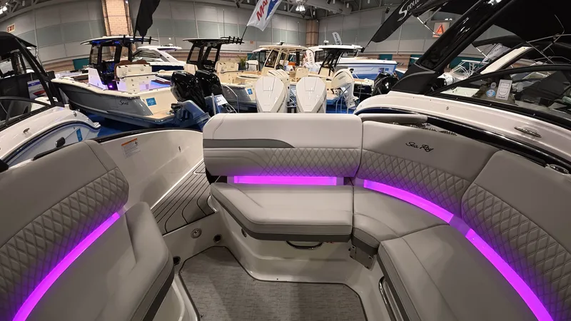 Slide: The Image of Sea Ray SLX 280 Outboard 2026 - 8