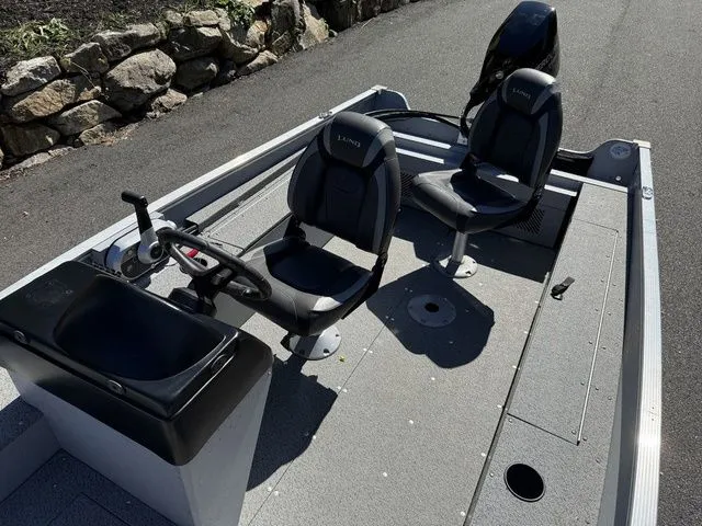 Slide: The Image of Lund 1400 Fury SS 2023 - 10