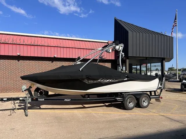 Slide: The Image of Tigé Z1 2008 - 16