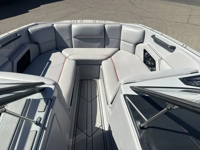 Slide: The Image of Moomba Tykon 2024 - 4