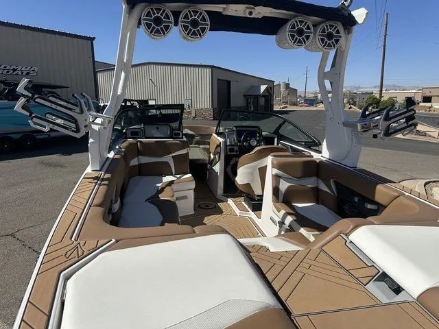 Slide: The Image of Supra SA 2019 - 8