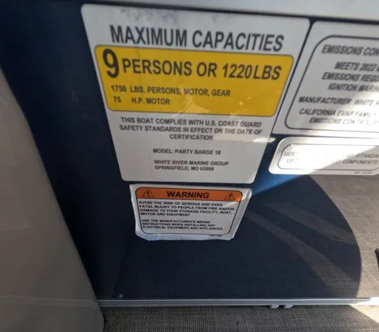 Slide: The Image of Sun Tracker Party Barge 18 DLX 2022 - 9