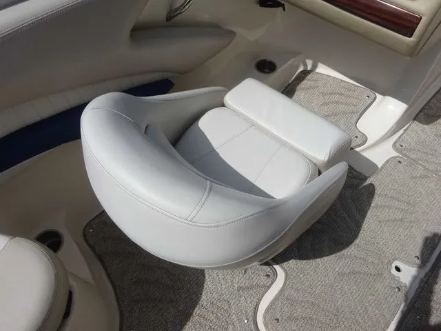 Slide: The Image of Glastron GXL 205 2007 - 10