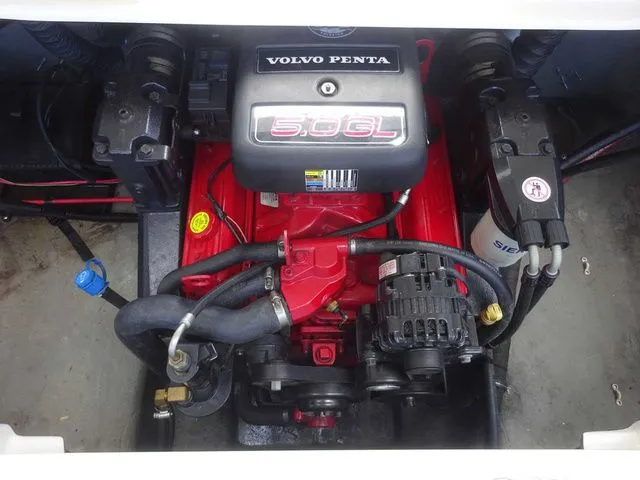 Slide: The Image of Glastron GXL 205 2007 - 20