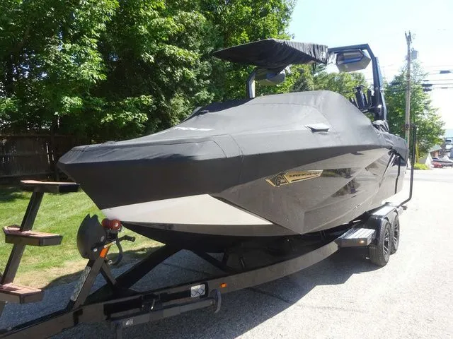 Slide: The Image of Nautique G23 2024 - 2