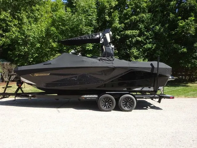 Slide: The Image of Nautique G23 2024 - 20