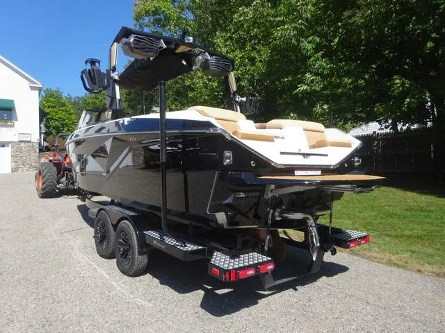 Slide: The Image of Nautique G23 2024 - 5