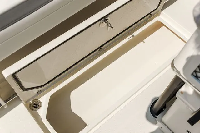 Slide: The Image of Cobia 265 Center Console 2026 - 15